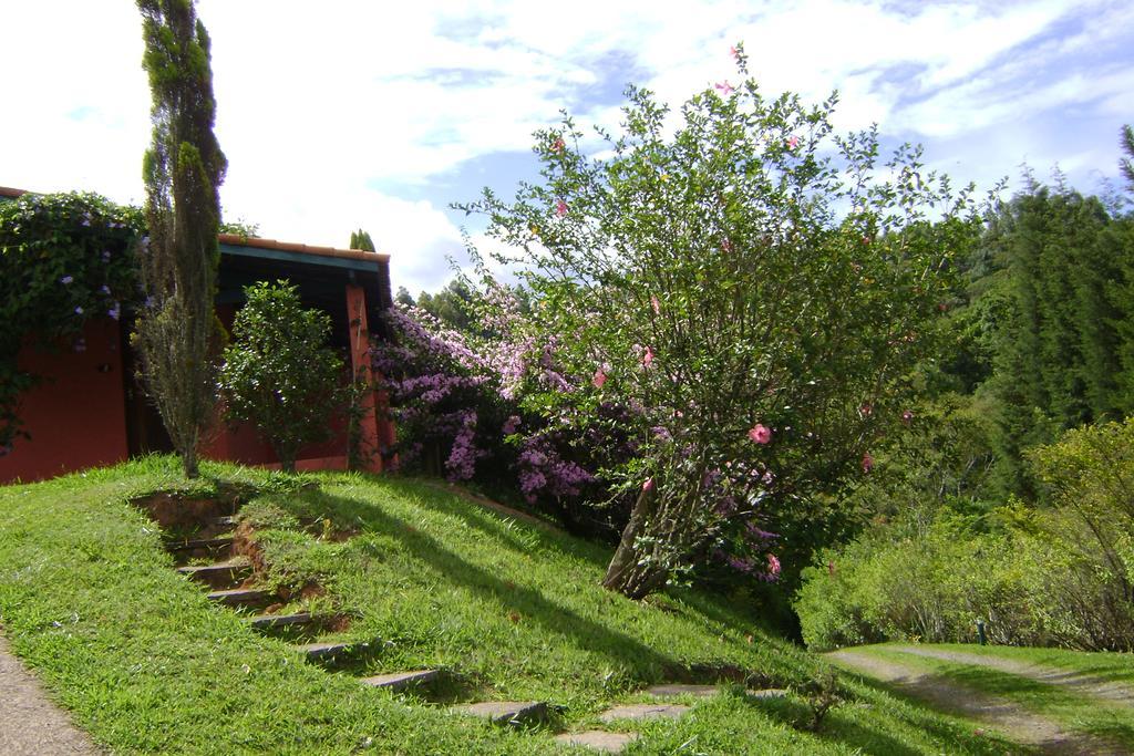 Pousada Passaredo Montanha Ibiúna Exteriör bild